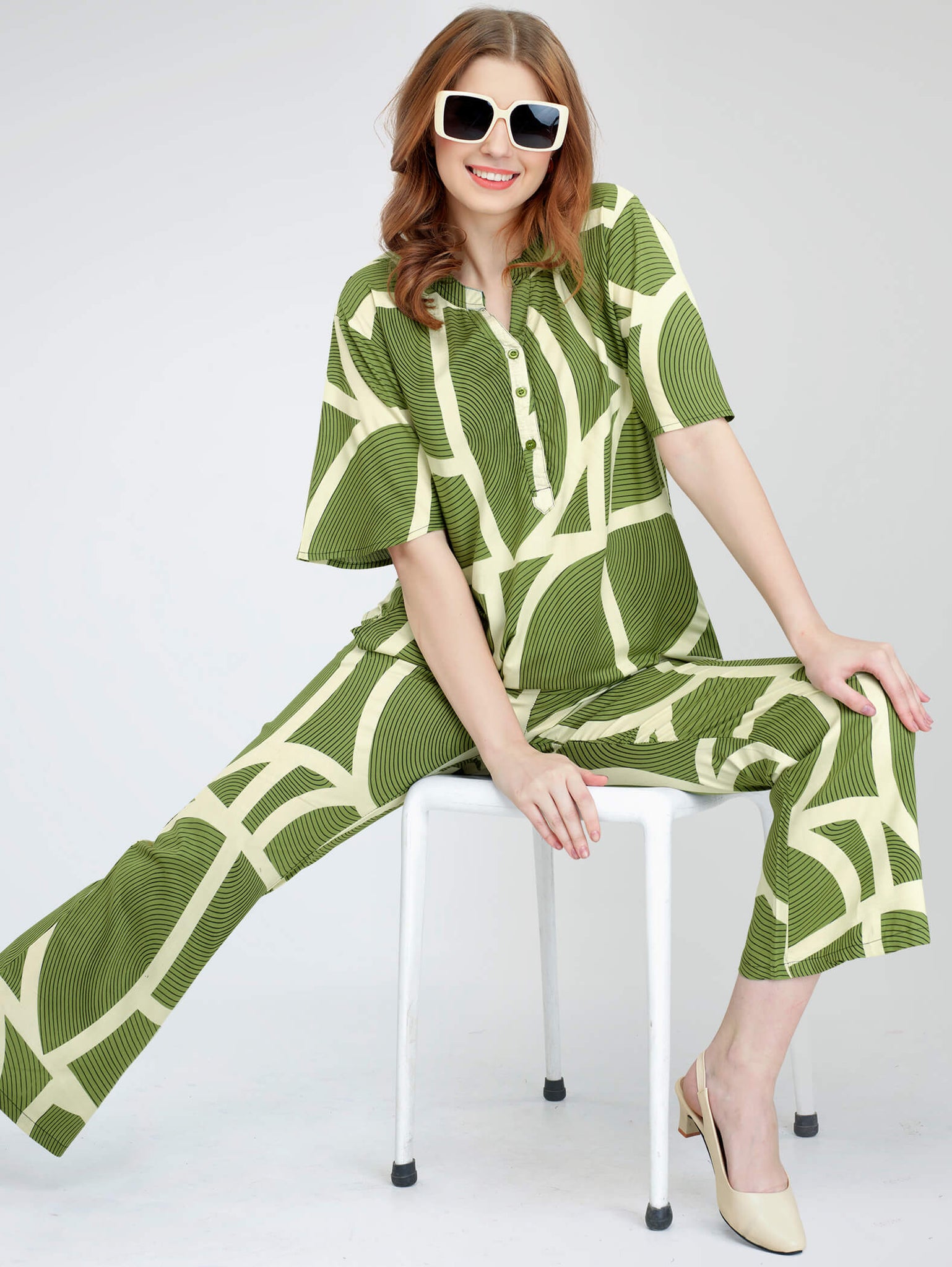 ZEYO Women's Rayon Green Printed Night Suit Set of Top & Pyjama
