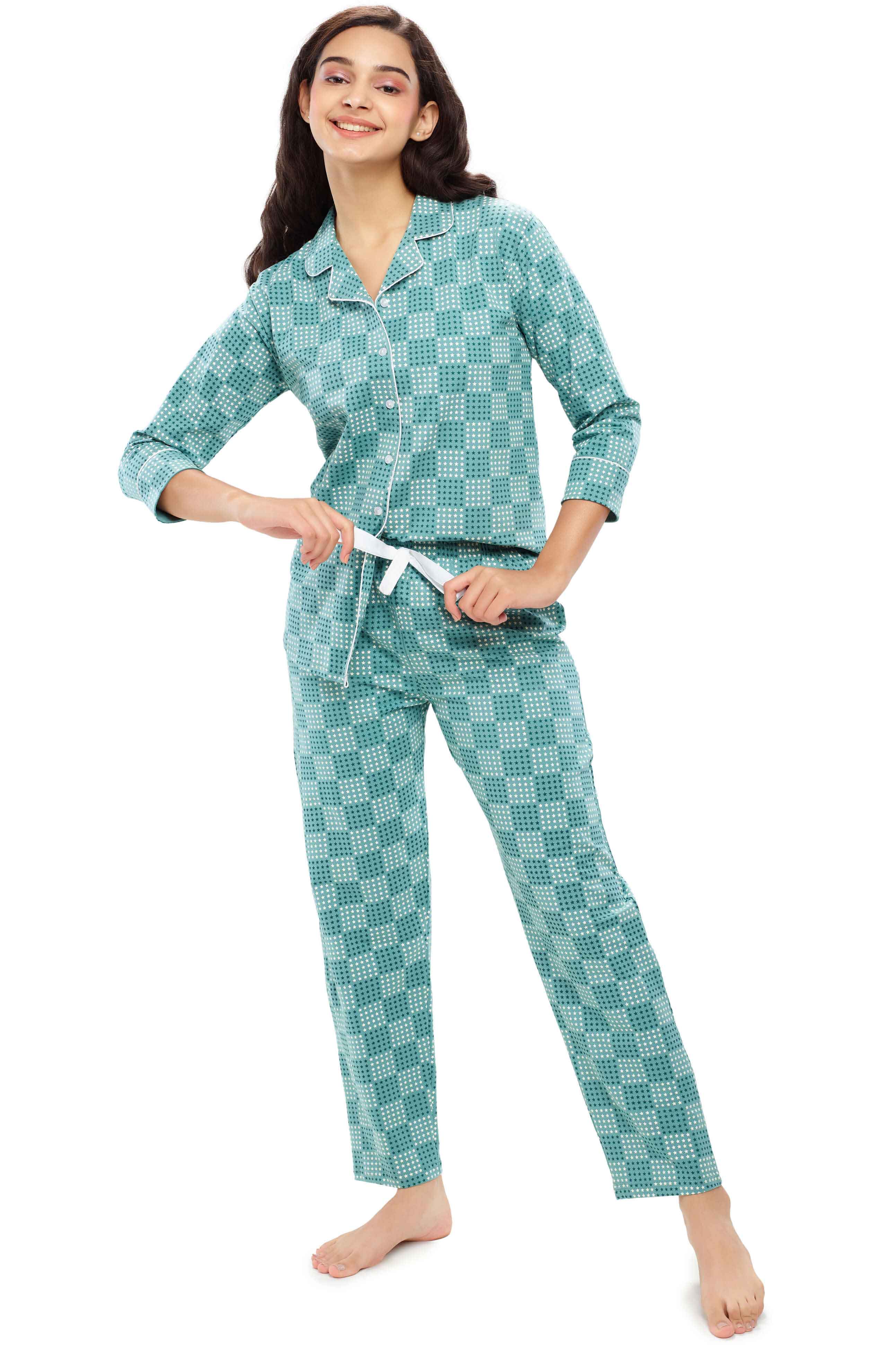 ZEYO Women's Cotton Green Star Printed Night suit set